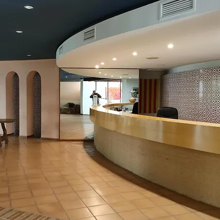 Con Piscina Y Terraza Cerca De La Playa De La Rubina, Wi-fi Y Climatizacion. - Es-258-34 Roses